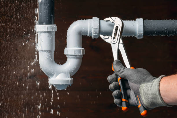 Professional Leak Detection technician working in West River, MD
